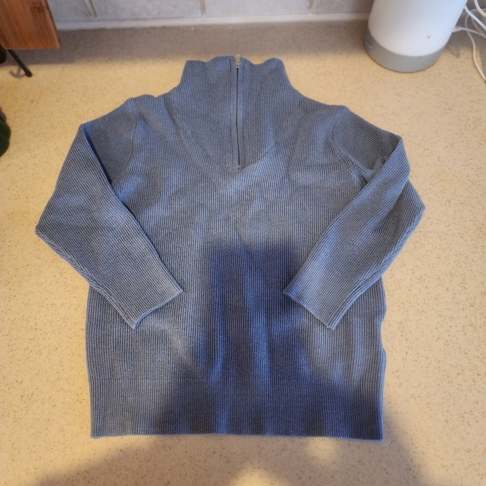 K7 - SHEIN Boys Blue Sweater 7 years old